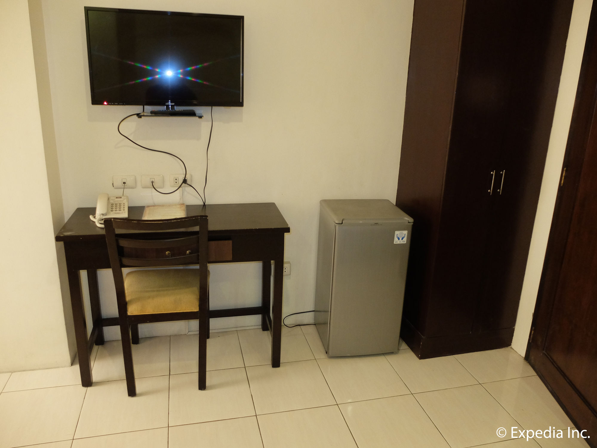 Imerex Plaza Hotel Анхелес Екстериор снимка