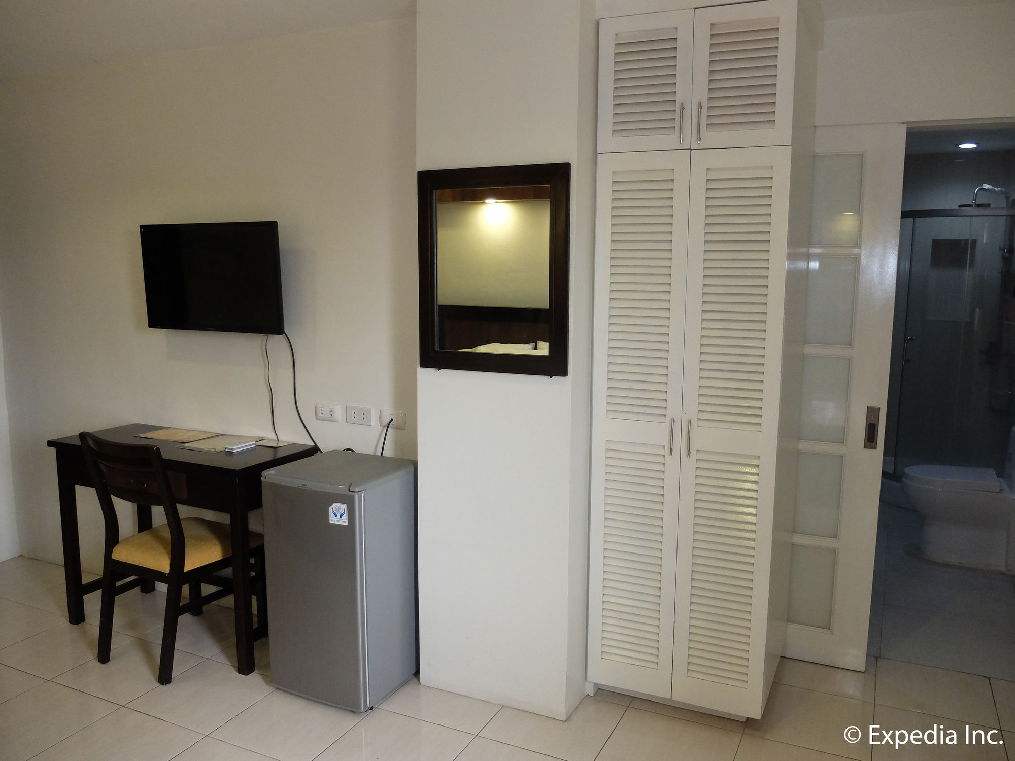 Imerex Plaza Hotel Анхелес Екстериор снимка