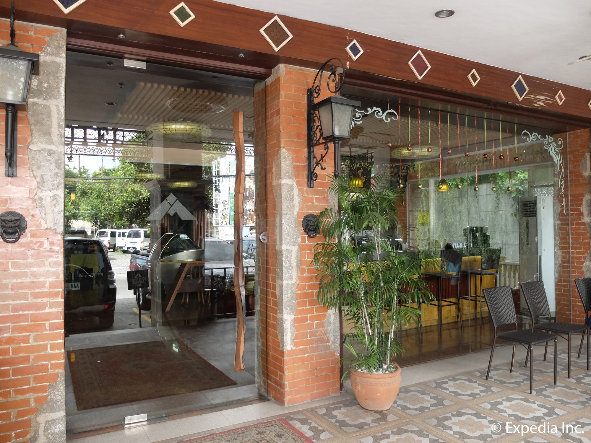 Imerex Plaza Hotel Анхелес Екстериор снимка